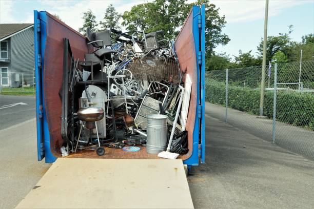 Best Yard Waste Removal  in Valdez, AK